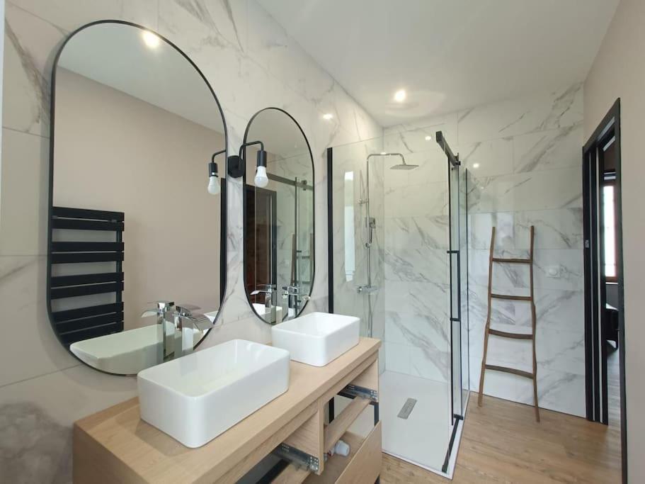 # Le Beffroi# Maison# Мюроль Екстер'єр фото